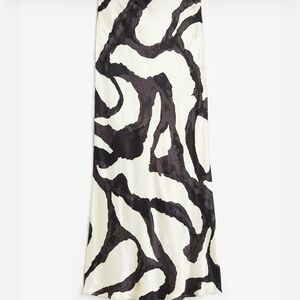 H&M Black and Cream Maxi Skirt